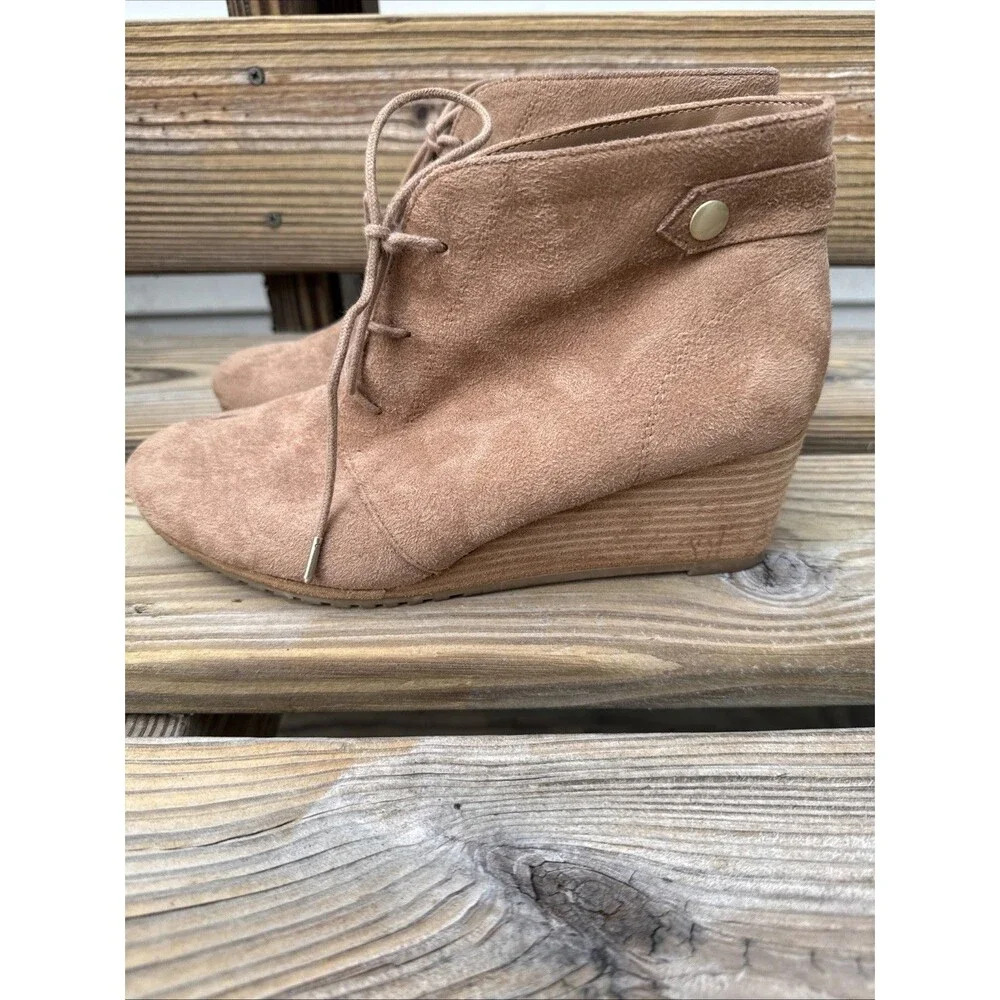 Dr. Scholl's Conquer Military Durable Utilitarian Chic Vegan Ankle Wedge Bootie